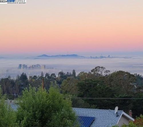 1933 Asilomar Dr, Oakland CA  94611-2309 exterior
