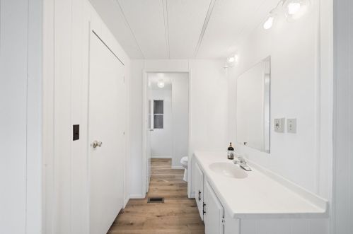 32861 Brechtel St, Lake Elsinore CA  92530-0420 exterior