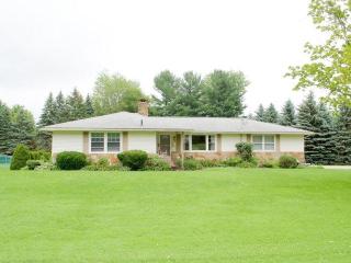 1985 Richwood Dr, Mansfield, OH 44904-1645