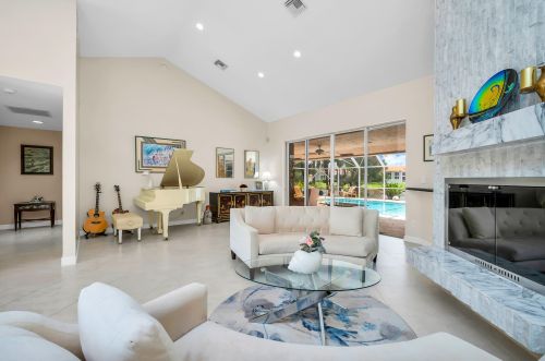 6806 Newport Lk Cir, Boca Raton FL 33496-3004 exterior