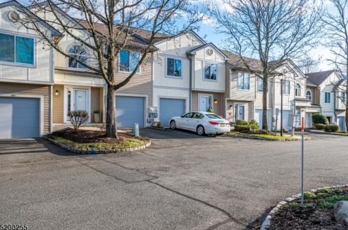 502 Park Pl, Springfield NJ  07081-3504 exterior