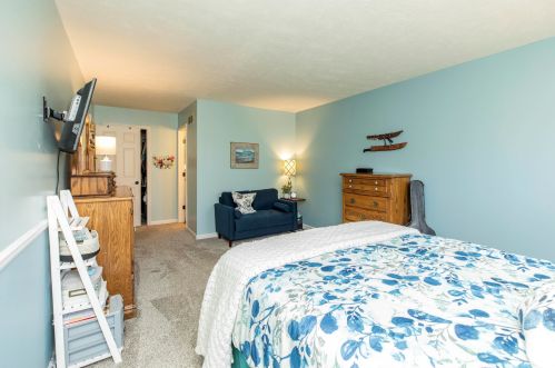 12380 Cavalry Ct, Granger IN  46530-7123 exterior