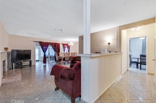 14833 Saticoy St, Van Nuys CA 91406-2129 exterior