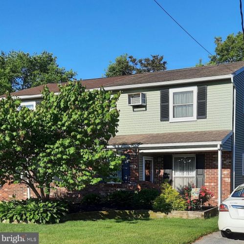 142 Lefever Rd, Mount Joy, PA 17552-1610