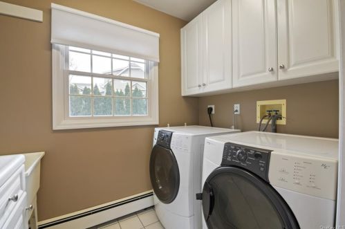 174 Atlantic Ave, Hawthorne NY  10532-1017 exterior