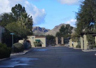 2726 Jennie Pl, Tucson AZ  85713-1149 exterior