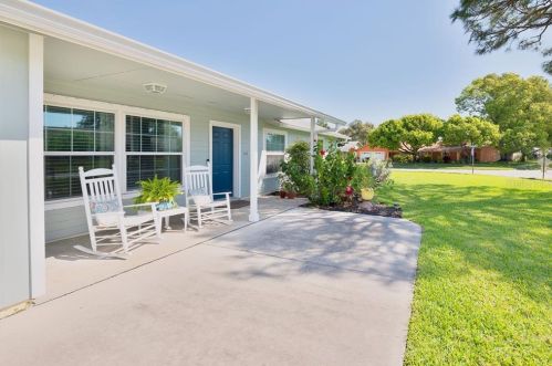 722 Sleepy Hollow Dr, Daytona Beach, FL 32127-9289