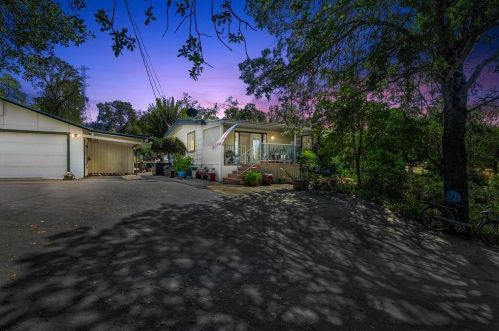 425 Glen Dr, Oroville, CA 95966-9235