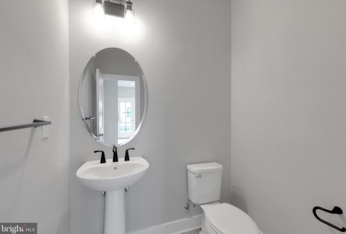 328 Walnut St, Collegeville PA  19426-3601 exterior