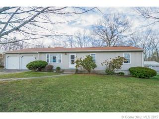 305 Hitchcock Rd, Southington, CT 06489-2205