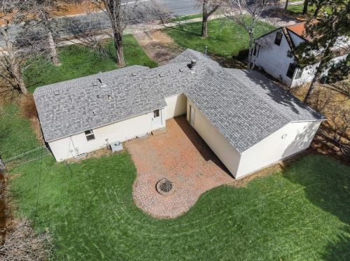 2262 Bronson Dr, Saint Paul, MN 55112-1430
