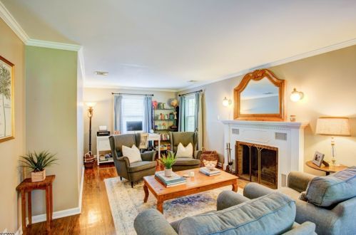 426 Buckhorn Dr, Belvidere NJ  07823-2707 exterior