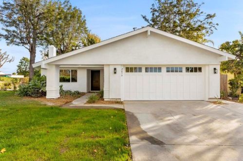 2079 Park Dale Ln, Encinitas CA  92024-4325 exterior