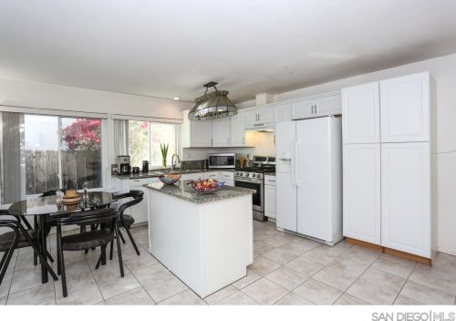 10235 Kamwood Pl, San Diego, CA 92126-5139