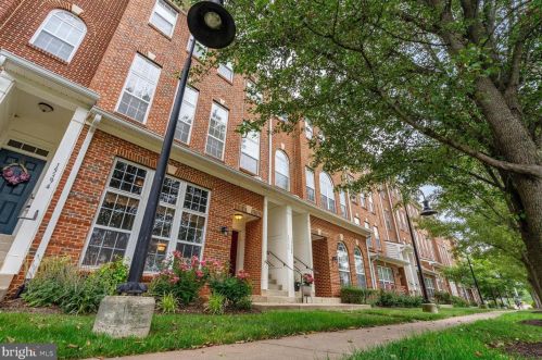 15396 Rosemont Manor Dr, Haymarket, VA 20169-6239