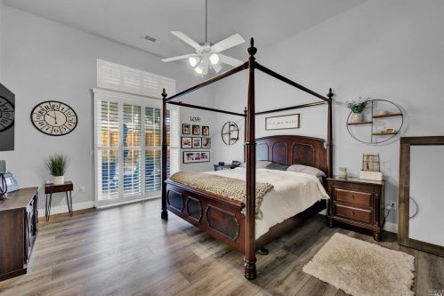 585 Topeka Ln, Vacaville CA 95687-4353 exterior