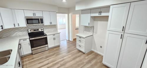 6658 Broadway Blvd, Tucson, AZ 85710-3508