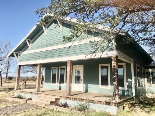 137 Goertz Dr, Red Rock, TX 78662-2596