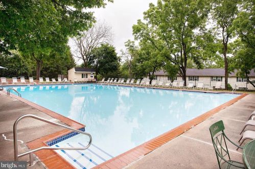 174 Ardwick Ter, Lansdale PA 19446-4925 exterior