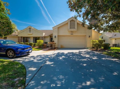 305 Mallard Ln, Daytona Beach FL 32119-8719 exterior