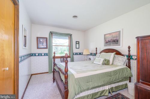 3153 Engle Molers Rd, Harpers Ferry WV  25425-5365 exterior