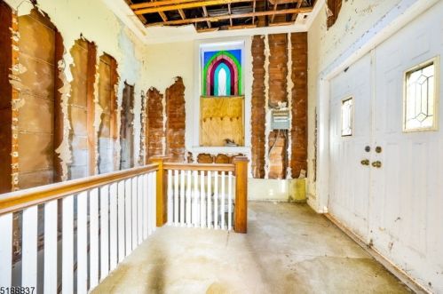 320 Knowlton St, Belvidere NJ  07823-1824 exterior