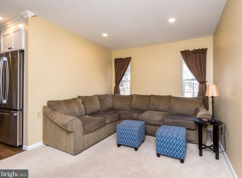 308 Ross Ln, Collegeville PA  19426-1877 exterior