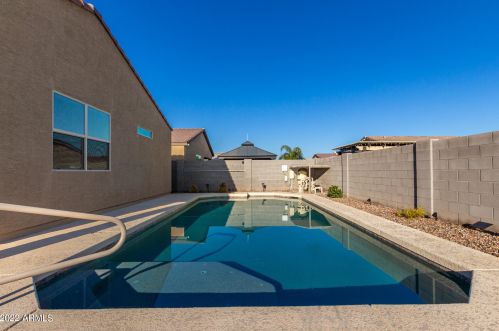 10232 Wood St, Tolleson AZ  85353-7653 exterior