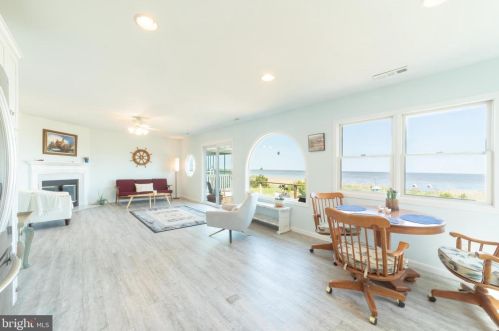 107 Sandpiper Dr, Slaughter Beach DE  19963-4923 exterior