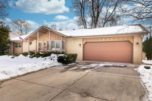 7301 39 1/2 Ave, Minneapolis, MN 55427-1364