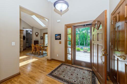 14310 Marina Dr, Sturtevant, WI 53177-1269