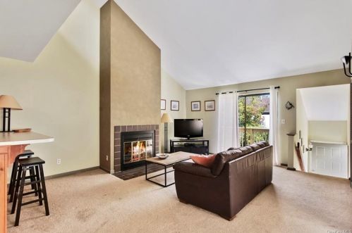 57 Fox Run, Lewisboro, NY 10590-2403