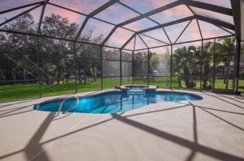 8000 91st Ave, Vero Beach, FL 32967-3763