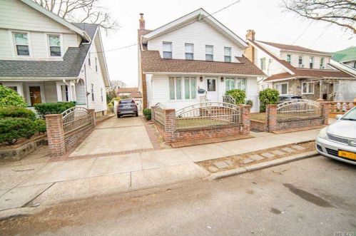 93-10 Springfield Blvd, Jamaica, NY 11428-2513