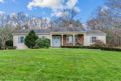 175 Woodville Alton Rd, Richmond, RI 02832-2421