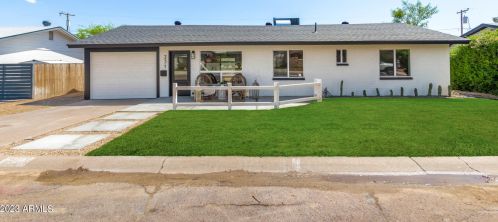 231 El Camino Dr, Phoenix AZ  85020-3515 exterior