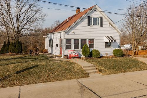 1300 Central Row Rd, Covington, KY 41018-2318