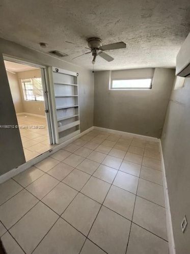 7021 26 St, Hollywood FL  33025-2979 exterior