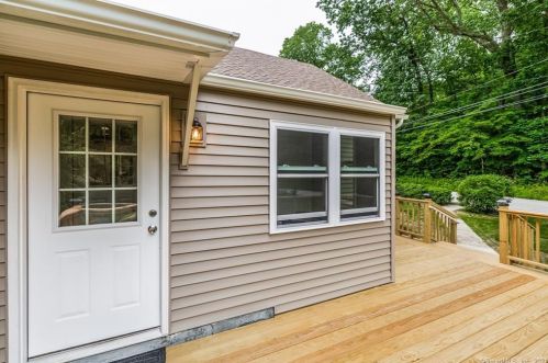 12 Icehouse Rd, Norwich CT  06351-3207 exterior