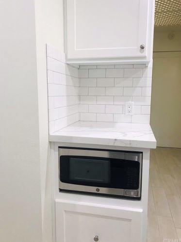 7228 Marina Pacifica Dr, Long Beach CA 90803-3809 exterior