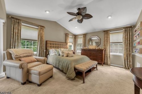 16 Greenwich Ct, Mount Olive NJ  07828-2452 exterior