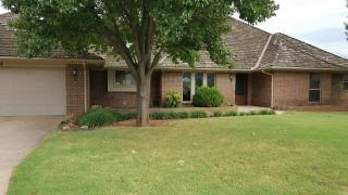 13056 Burlingame Ave, Oklahoma City OK  73120-8703 exterior