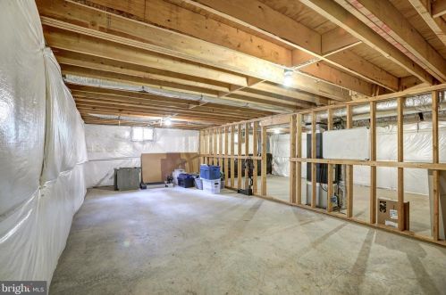 11734 Armistead Filler Ln, Lovettsville VA  20180-1915 exterior