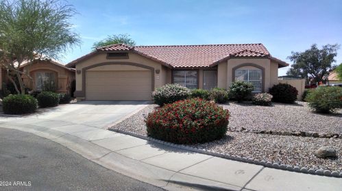 5445 Wahalla Ln, Glendale AZ  85308-5030 exterior