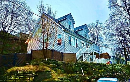 10 Fowler Ave, Crotonville, NY 10562-1918