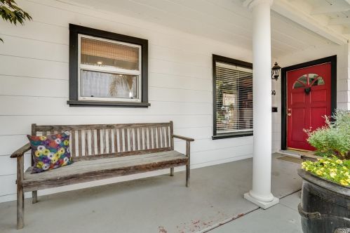 2300 Slater St, Santa Rosa, CA 95404-2141