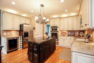 2517 Saint James Dr, Franklin, TN 37064-6754