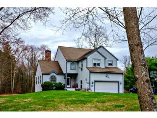 3 Beech Ct, Stratham, NH 03885-4209