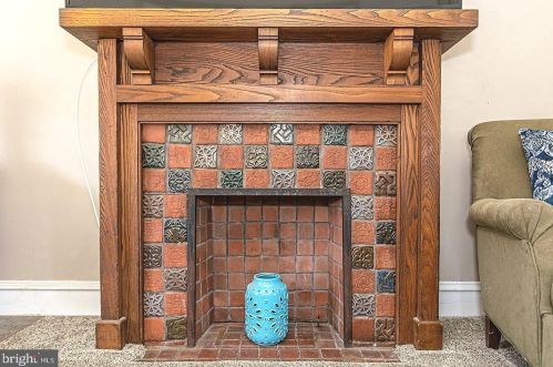 617 Derstine Ave, Lansdale PA 19446-3342 exterior