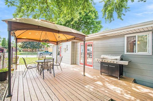 632 Dittman St, Mishawaka, IN 46544-3826